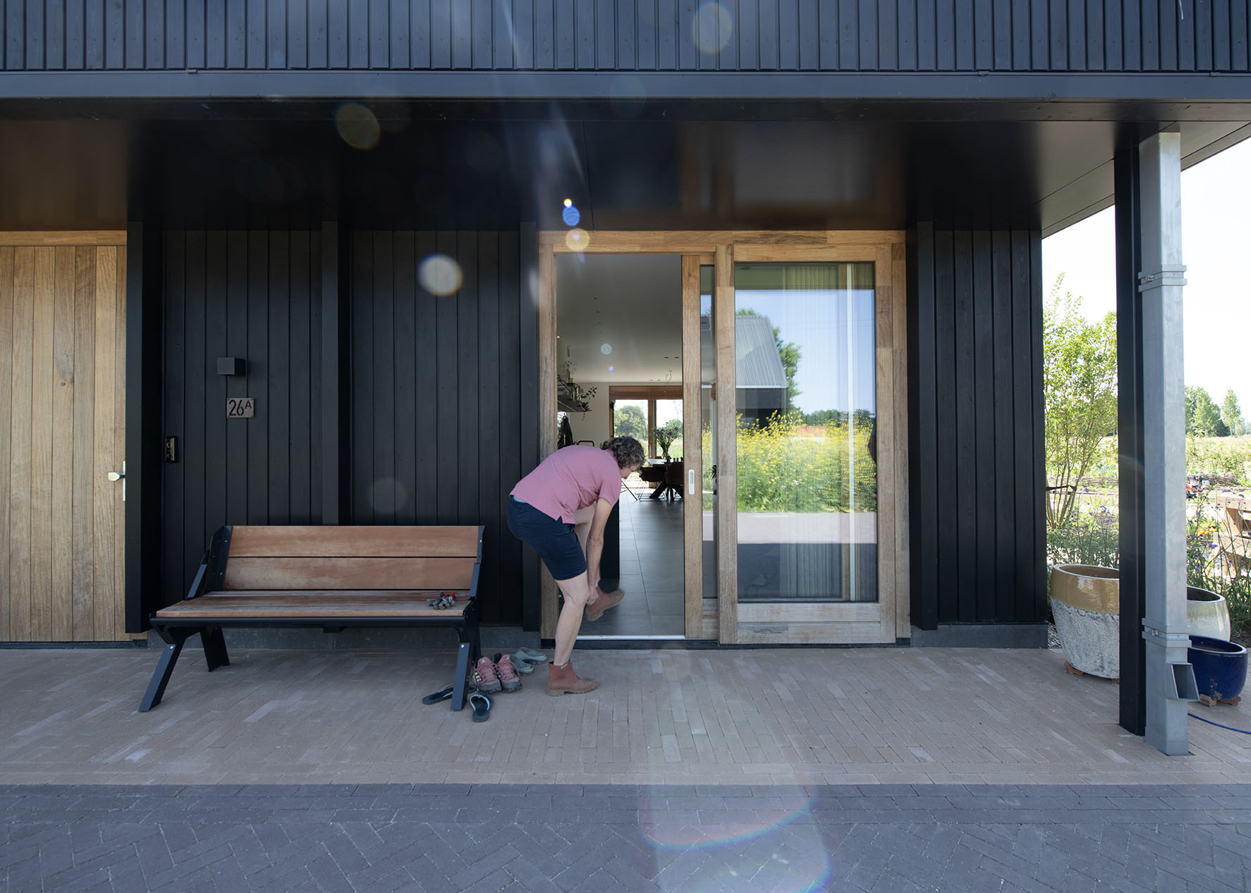Erfzijde van westelijke hoekwoning (foto: Rufus de Vries)