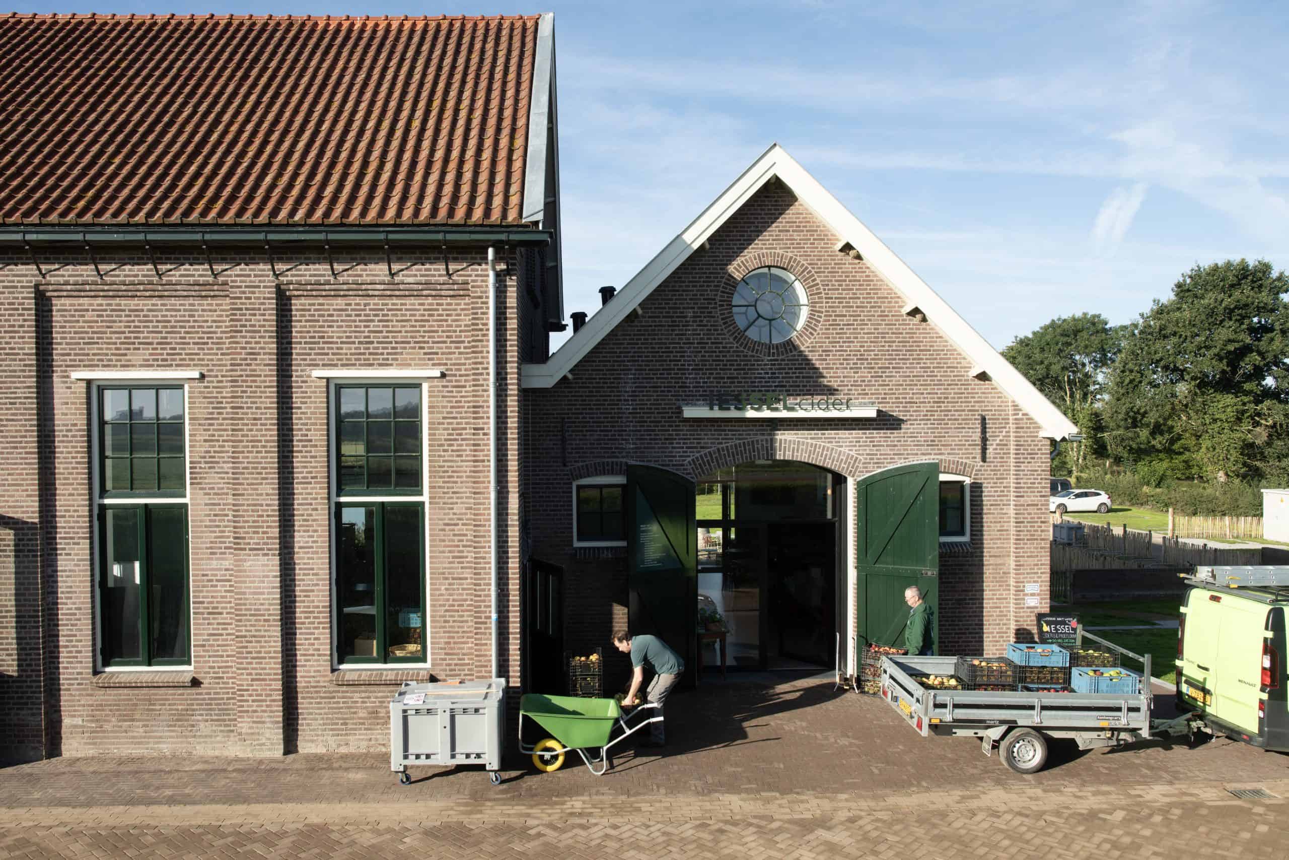 Exterieur van IESSELcider in het voormalig stoomgemaal en ketelhuis. Foto: Rufus de Vries